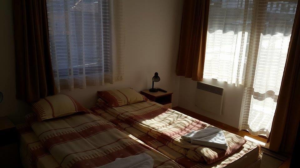 Apartments And Rooms Hadzhiata 班斯科 客房 照片